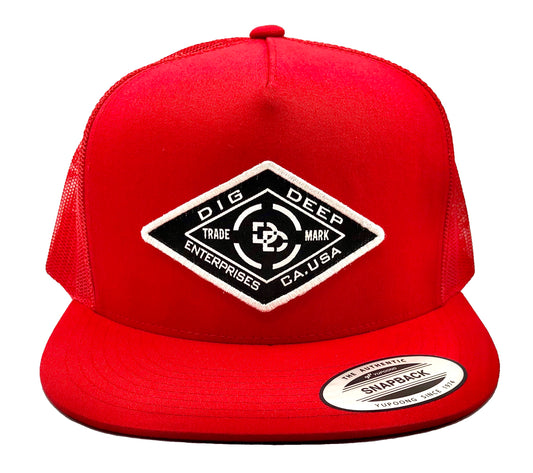 DIAMOND CUT SNAPBACK - RED