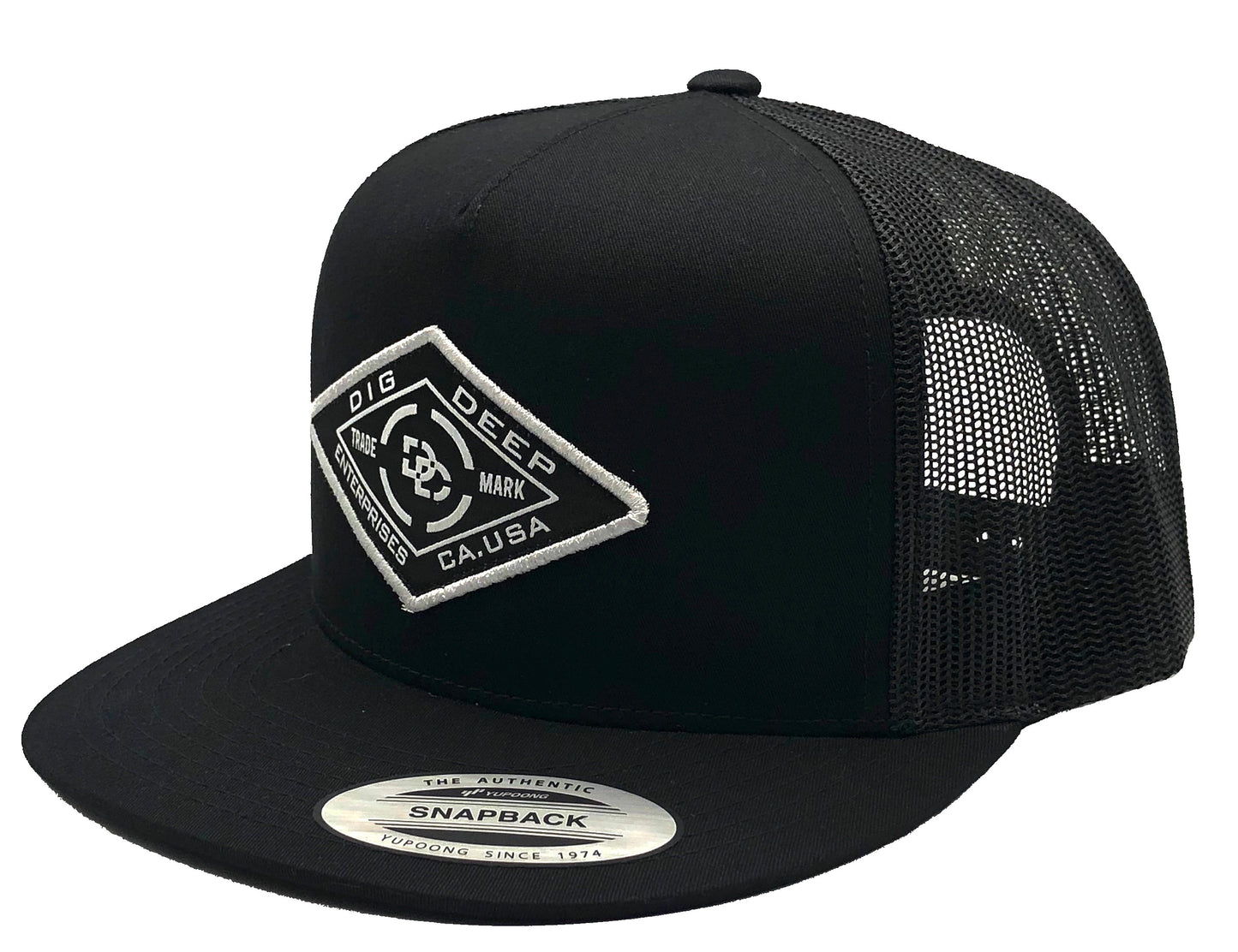 DIAMOND CUT MESH SNAPBACK - BLACK
