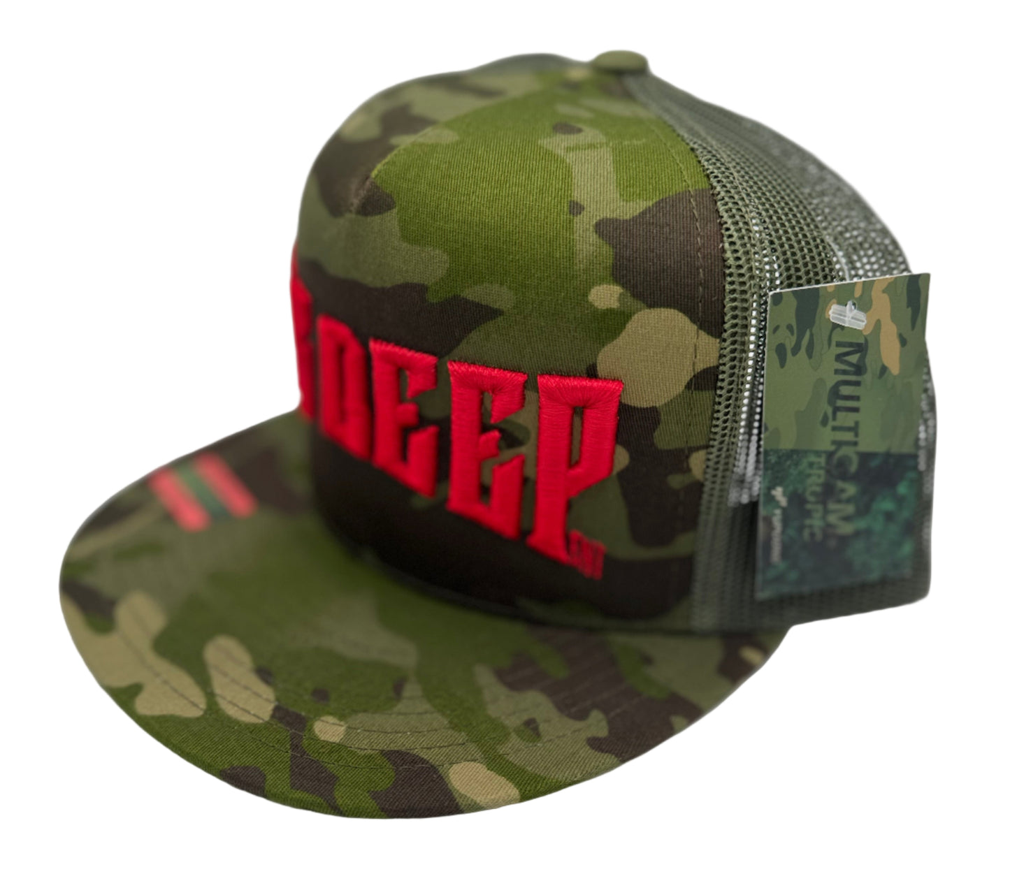 SNAPBACK-CAMO WITH RED
