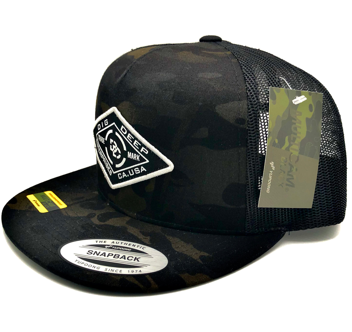 DIAMOND CUT SNAPBACK - BLACK CAMO
